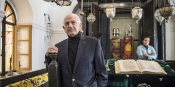 André Azoulay receives the Israeli Presidential Medal of Honor